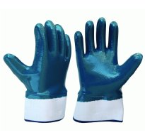 Перчатки нитриловые 