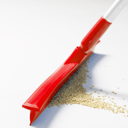 Сгон Haccper сверхгигиеничный однолезв. 595мм красный 9961R